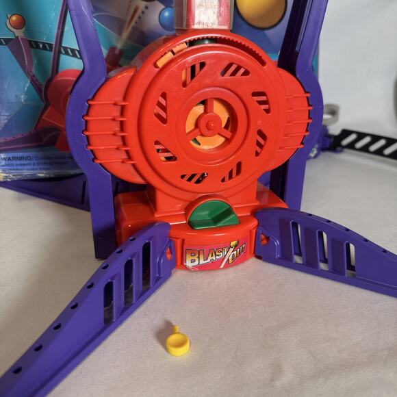 1993 Blast Out Game Parker Brothers Works Great Vintage Game - Picture 2 of 12